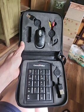 Black USB Numeric Keypad & Mouse Travel Kit